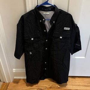 Columbia Black Button-Up Outdoor Shirt